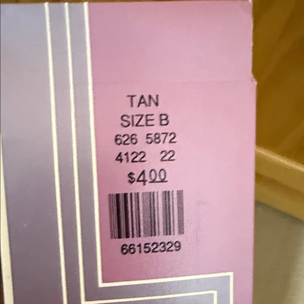 Gloria Vanderbilt sheer sandalfoot
